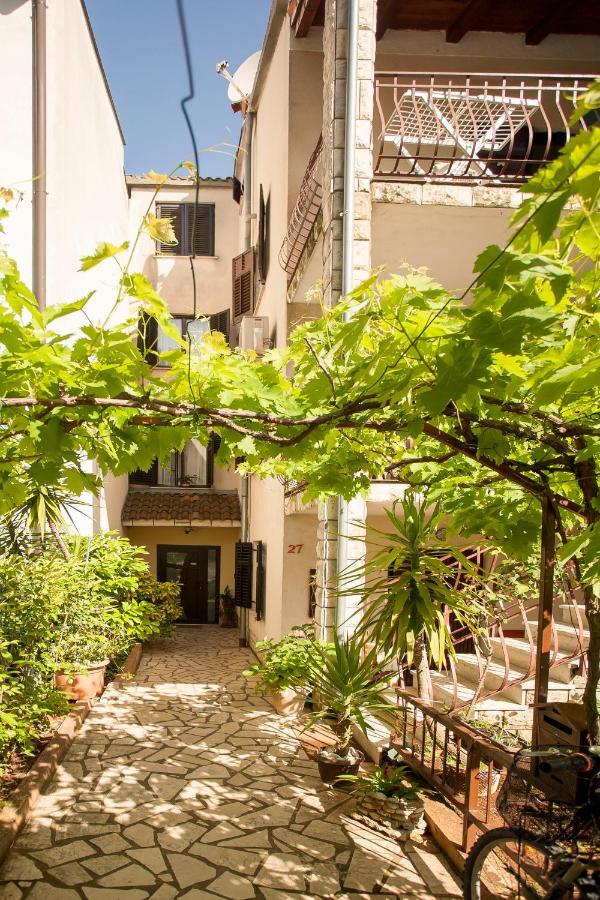 Apartment Regina Rovinj Quarto foto